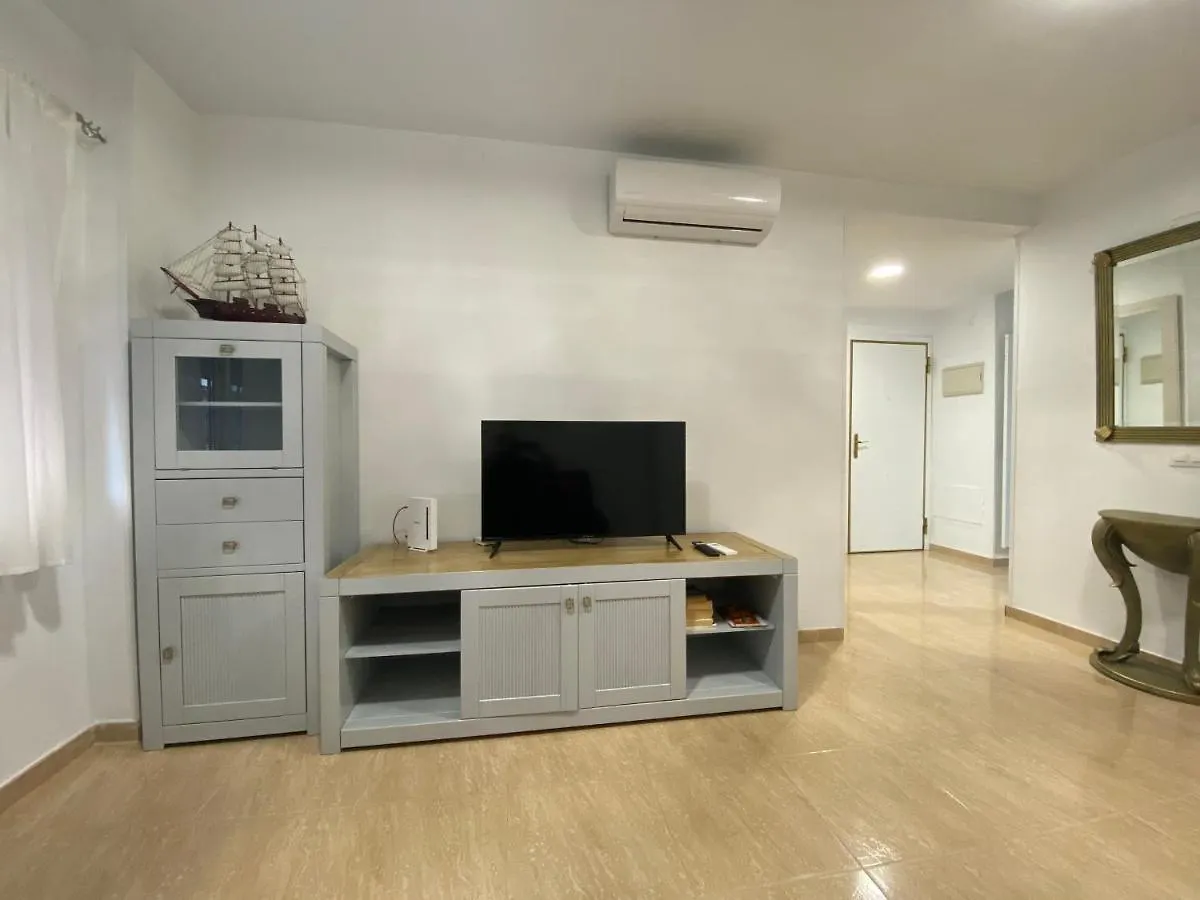 Torremolinos Centro - Beautiful , Newly Renovated 2 Bedroom Apartment 0*,  Ισπανία